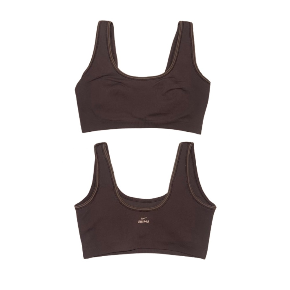 NikeSKIMS Ribbed Seamless Micro-Scoop Bra